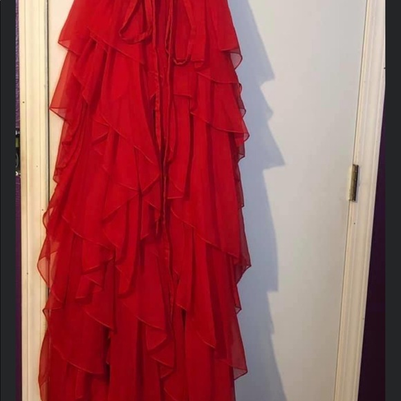 High-low strapless red prom dress - Picture 3 of 6